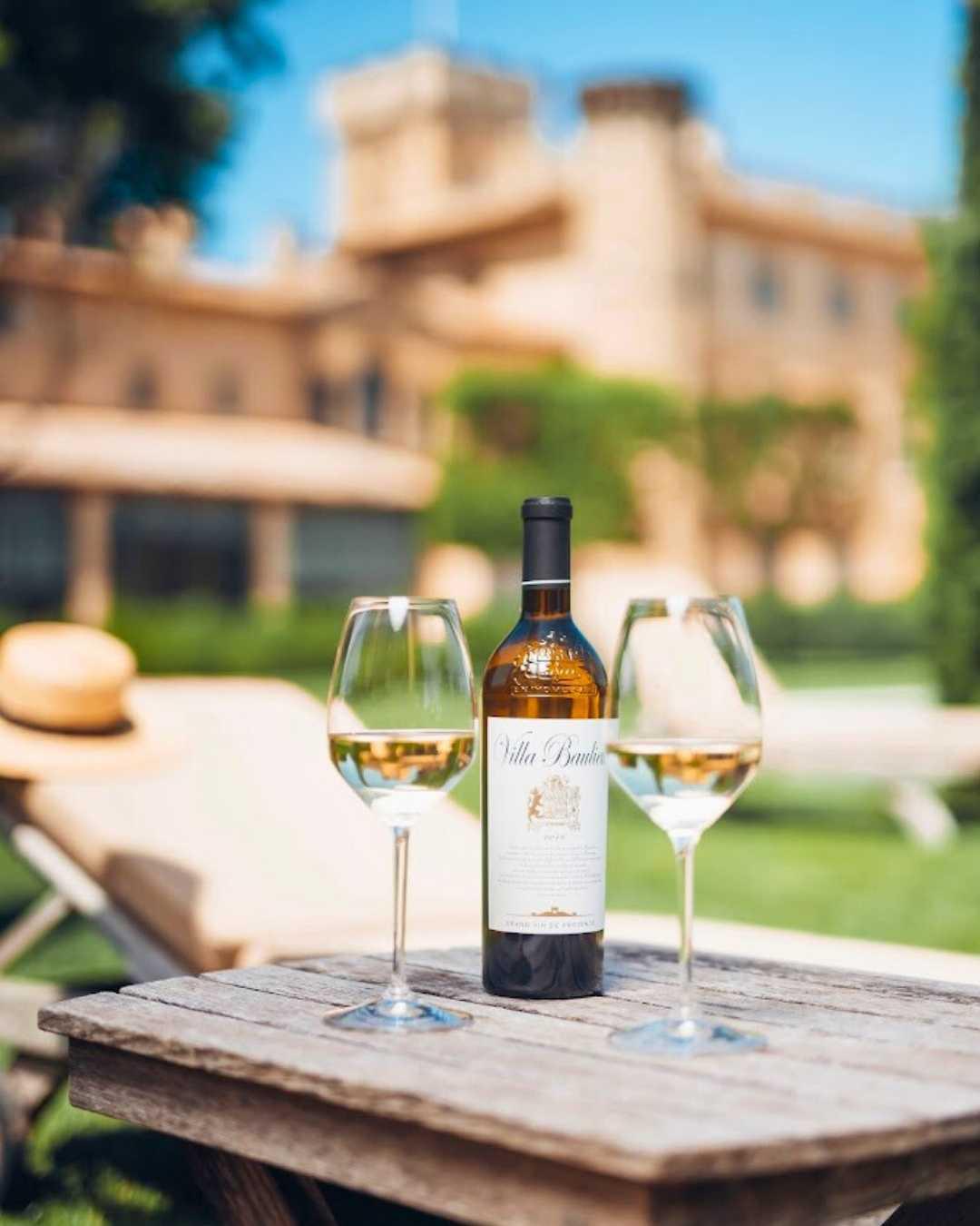 Villa Baulieu : Un volcan en Provence ! Villa Baulieu : Un volcan en Provence !