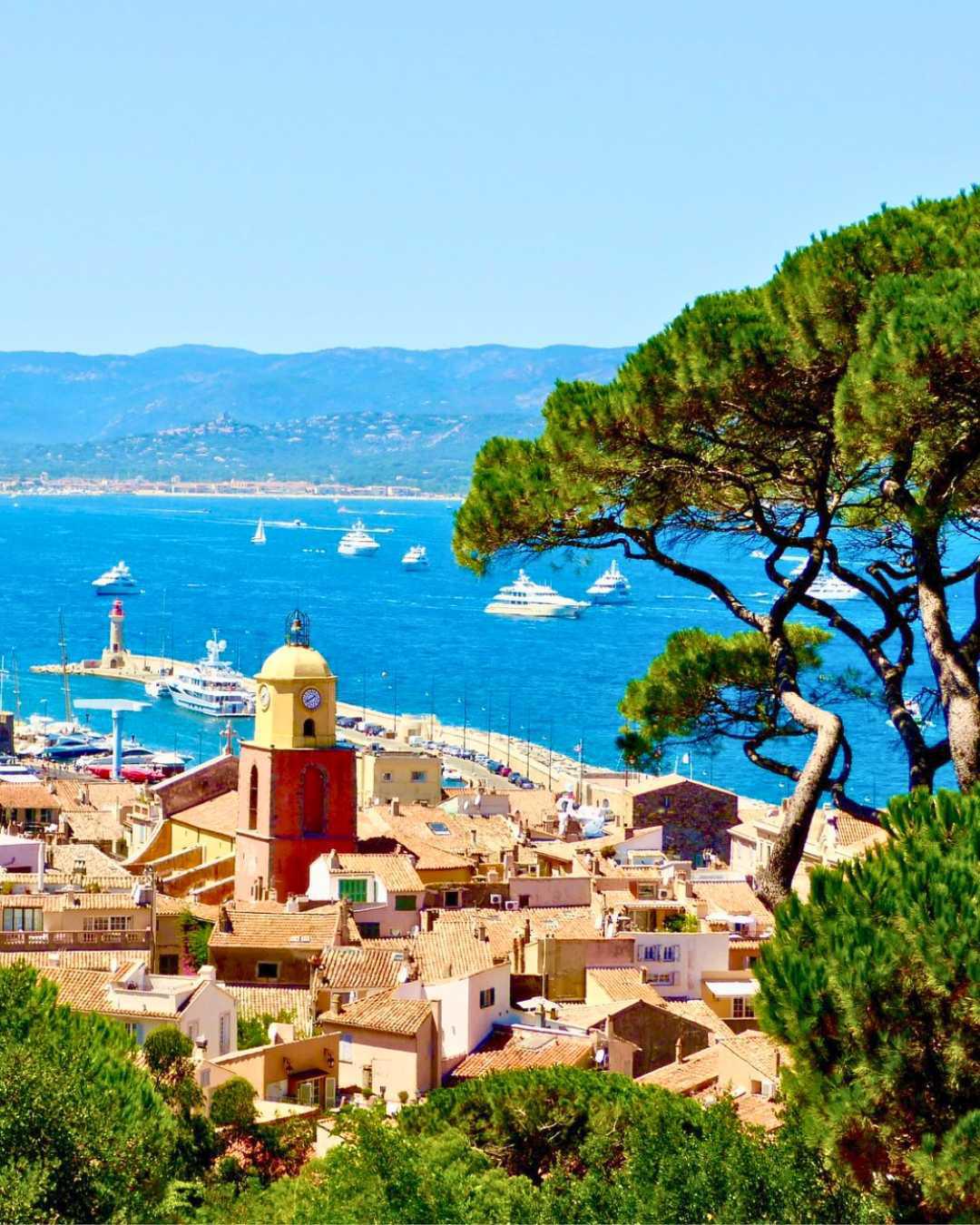 Sous le soleil exactement... dans le golf de St Tropez Sous le soleil exactement... dans le golf de St Tropez