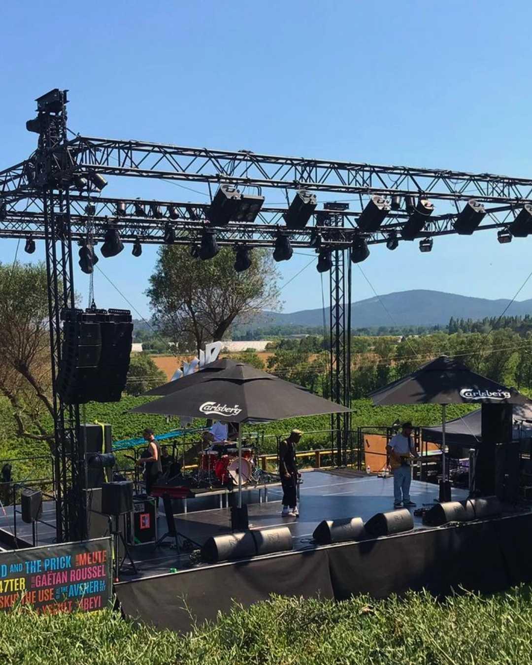 Festoyez au Mas des Escaravatiers