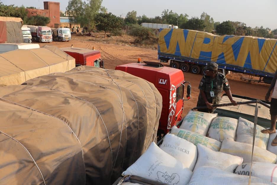 La douane burkinabè intercepte 23 camions de niébé et karité d'une valeur de 68 millions FCFA à Dakola © Crédit photo DR 