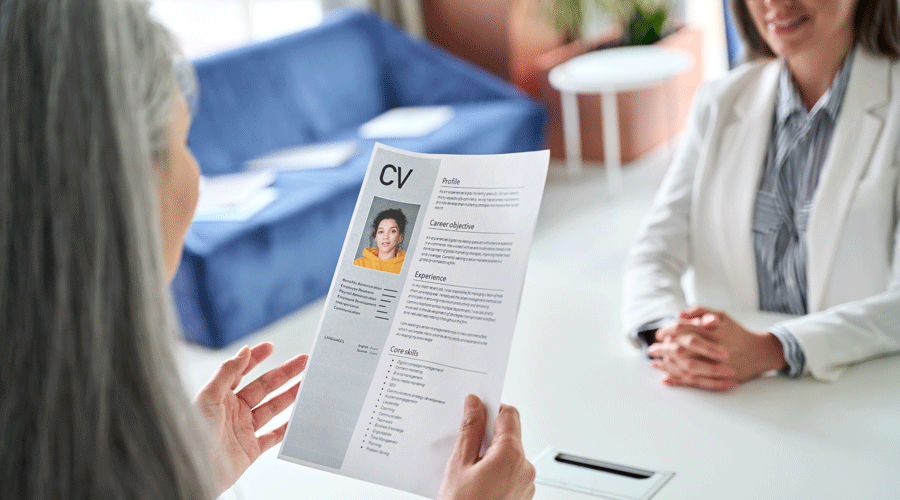 Comment faire un CV efficace pour trouver du travail ? © Crédit photo DR 