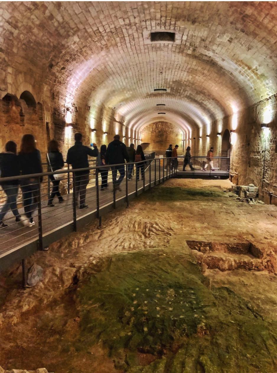 Il Fiume Sotterraneo di Lecce: Un Tesoro Nascosto Sotto la Città Il Fiume Sotterraneo di Lecce: Un Tesoro Nascosto Sotto la Città