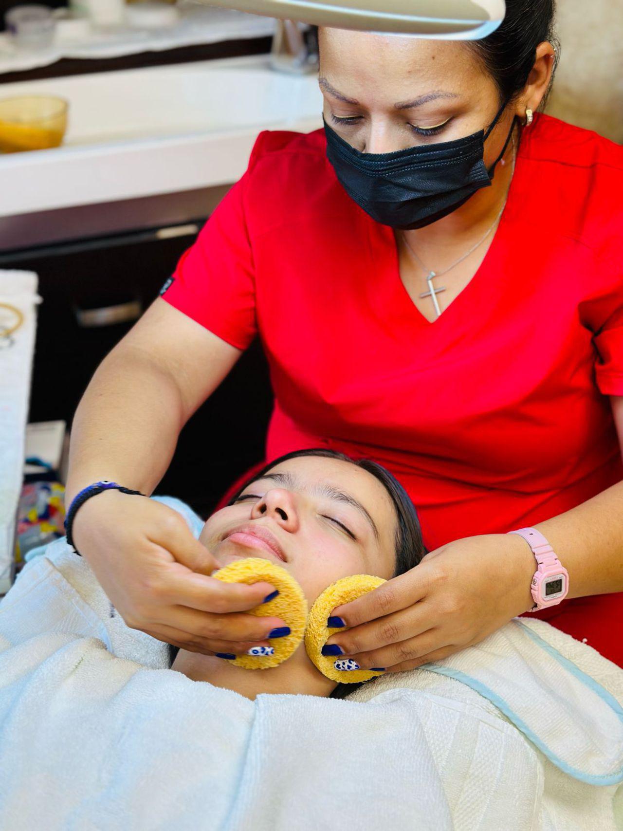 Facial 