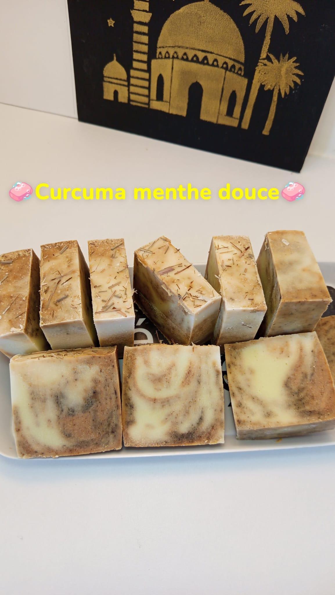 Savons artisanaux naturels – À partir de 5 € 