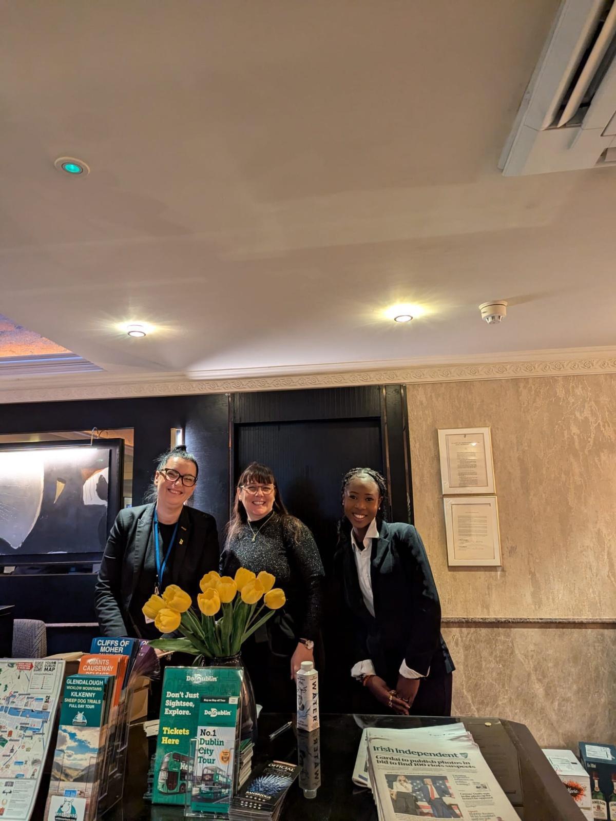 Trois élèves de notre LP en stage 3 semaines à Dublin (Irlande) Trois élèves de notre LP en stage 3 semaines à Dublin (Irlande)