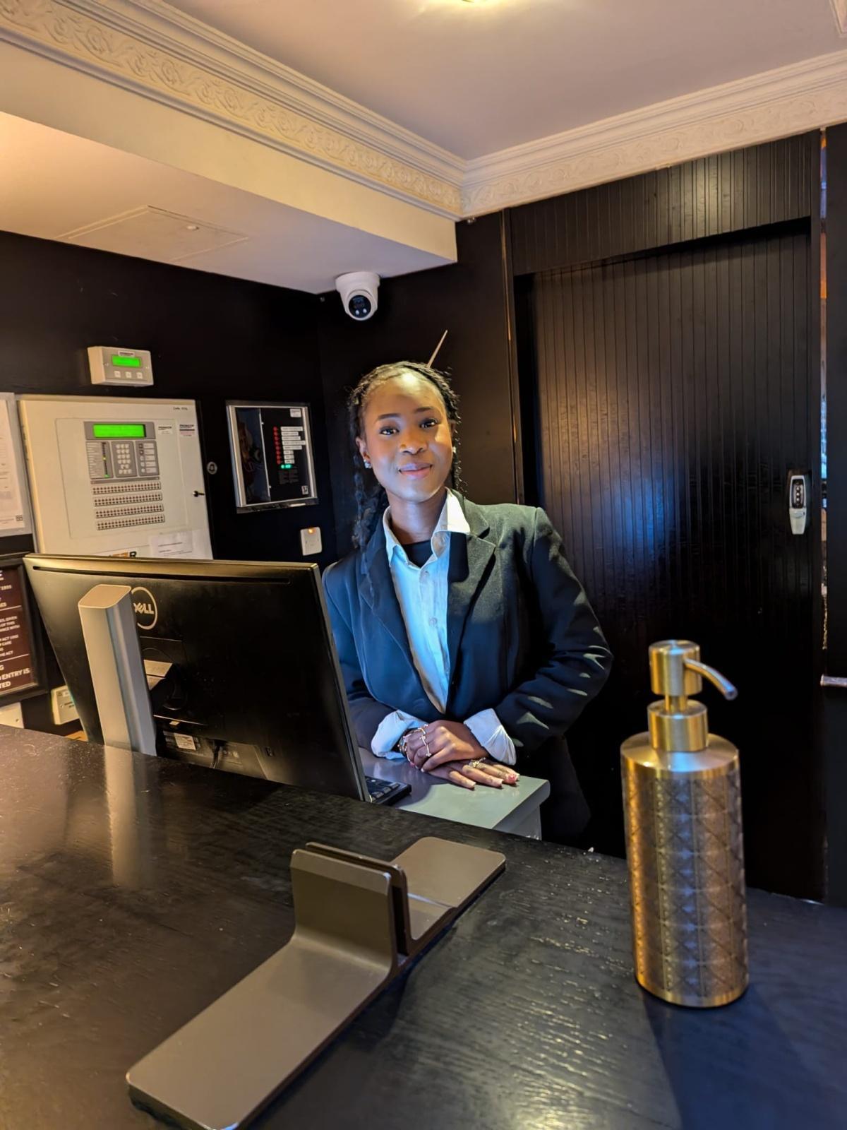 Trois élèves de notre LP en stage 3 semaines à Dublin (Irlande) Trois élèves de notre LP en stage 3 semaines à Dublin (Irlande)