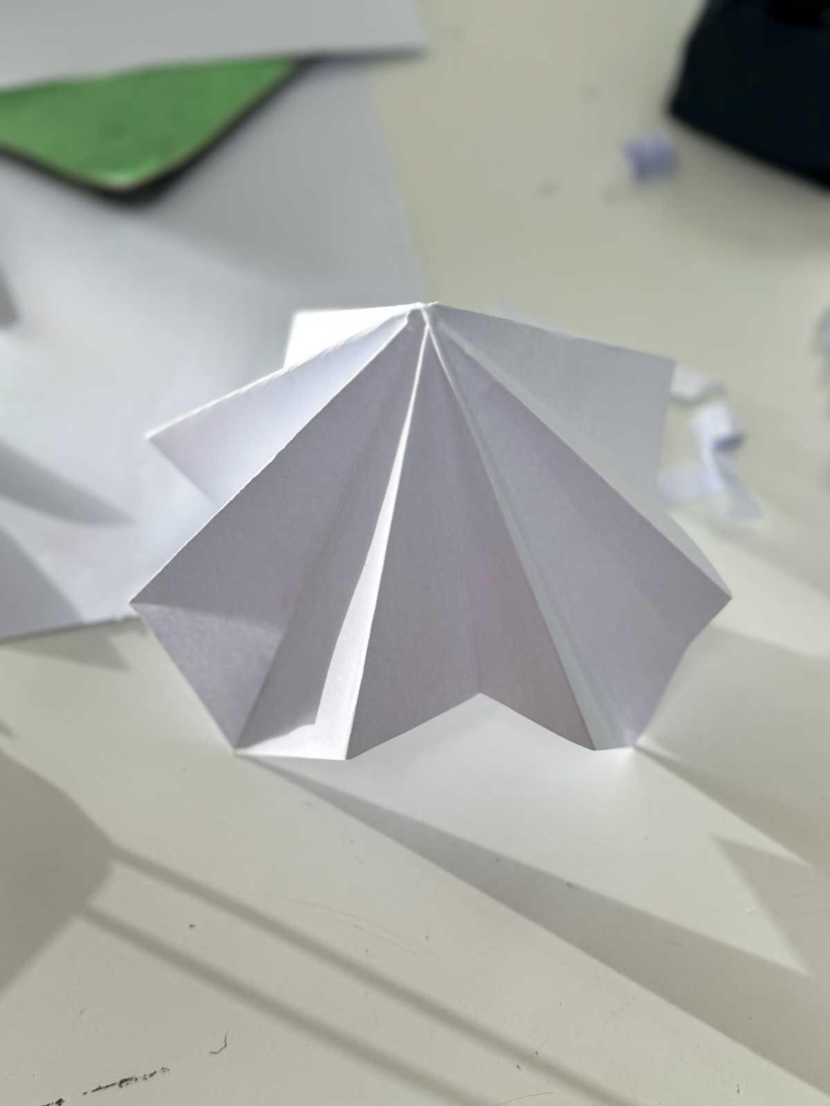 PROJET PRÊT À PLIER - Le mariage de l'origami et de l'horlogerie PROJET PRÊT À PLIER - Le mariage de l'origami et de l'horlogerie