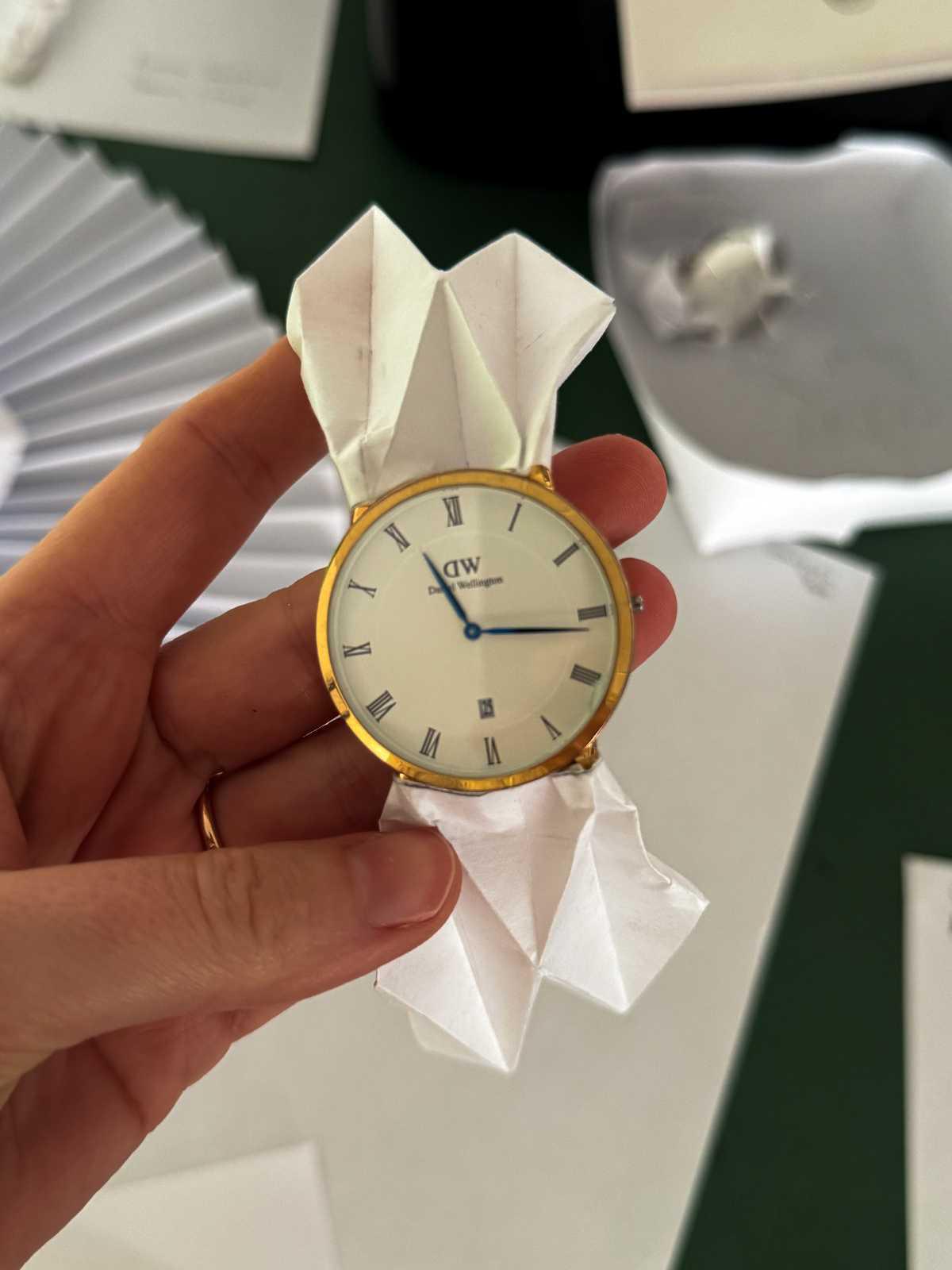PROJET PRÊT À PLIER - Le mariage de l'origami et de l'horlogerie PROJET PRÊT À PLIER - Le mariage de l'origami et de l'horlogerie