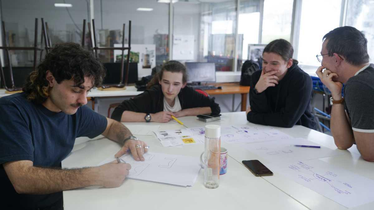 Un designer au lycée : la création au cœur de l’enseignement professionnel