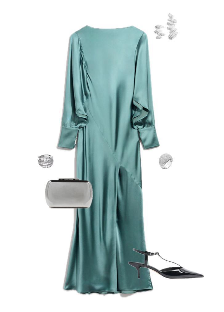 Outfit with a flowing fabric dress