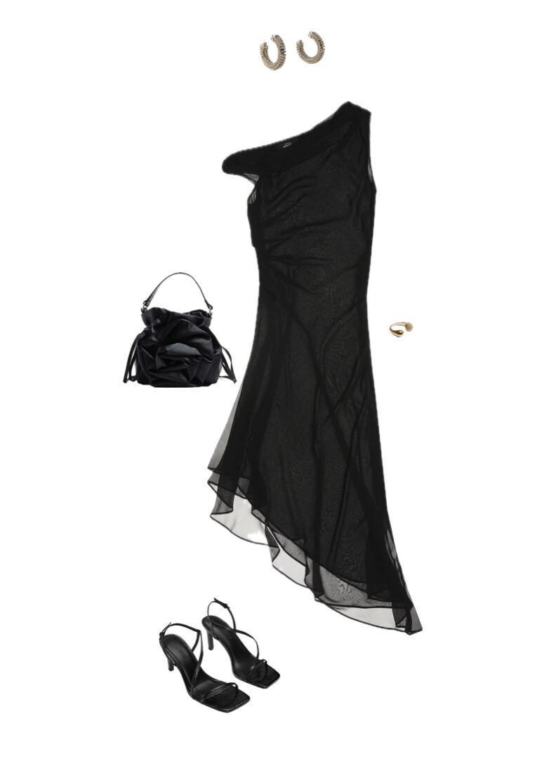 Total Black Outfit: Black Ruffled Dress Paired with a Flower-Shaped Bag