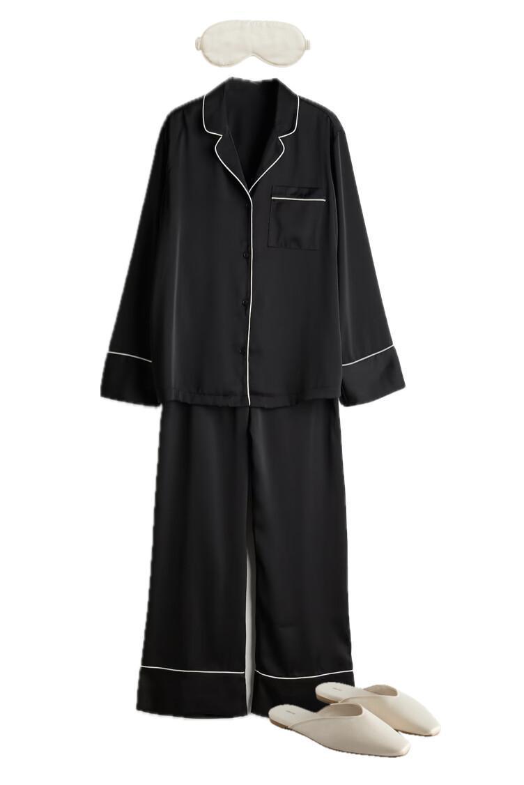 Outfit with a Satin Blue Pajama Set with Contrasting Stripes