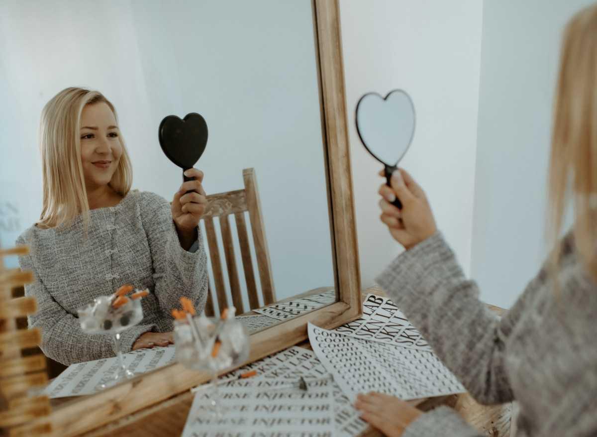 Love Your SKN: The Ultimate Self-Care Rituals for a Radiant Glow Love Your SKN: The Ultimate Self-Care Rituals for a Radiant Glow