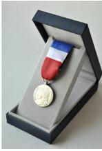  Comment faire la demande pour obtenir votre Médaille du travail ?