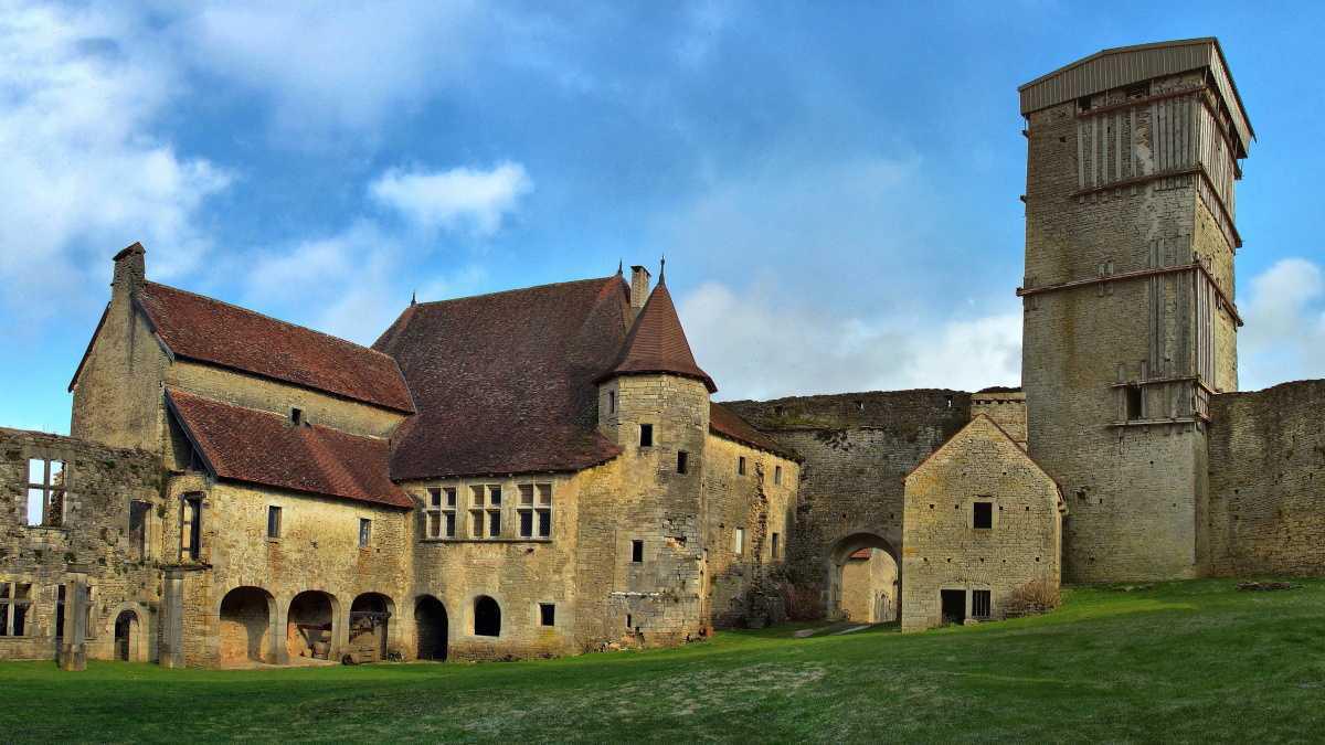 Randonné et repas champêtre au Château d'Oricourt
