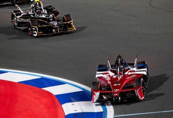 RÉSULTATS DÉCEVANTS MALGRÉ UNE FORTE BATAILLE DE CITROËN RACING LORS DE LA COURSE STRATÉGIQUE EN NOCTURNE À DJEDDAH RÉSULTATS DÉCEVANTS MALGRÉ UNE FORTE BATAILLE DE CITROËN RACING LORS DE LA COURSE STRATÉGIQUE EN NOCTURNE À DJEDDAH