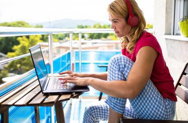 Pour lutter contre la crise, Bruxelles veut imposer le télétravail en Europe Pour lutter contre la crise, Bruxelles veut imposer le télétravail en Europe