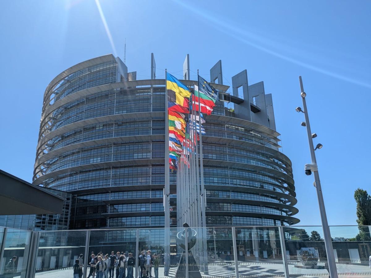 ANTICIPER POUR DEFENDRE L'EMPLOI ANTICIPER POUR DEFENDRE L'EMPLOI