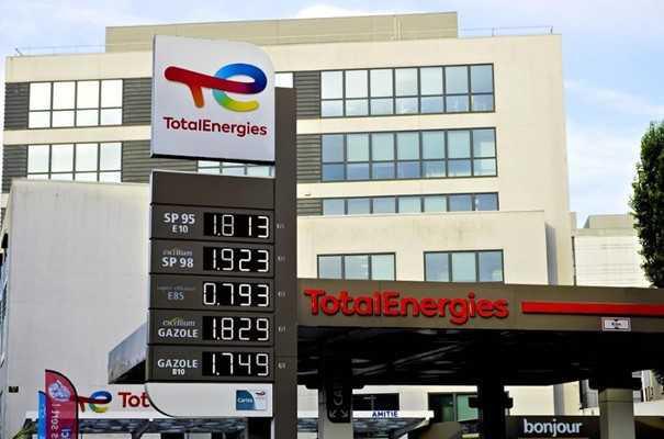 Bénéfices records de Total Energies : un blocage des prix des carburants est nécessaire et légitime