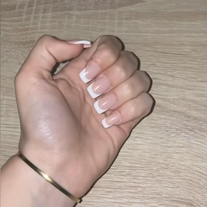 French by Mélanie