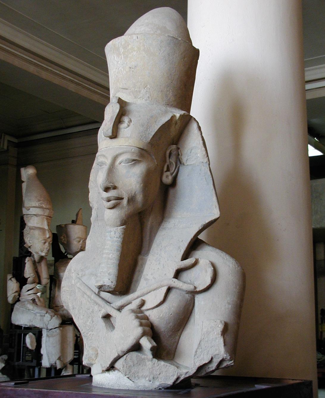 Akhenaton
