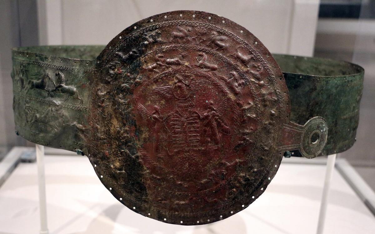 L'Empire Assyrien L'Empire Assyrien