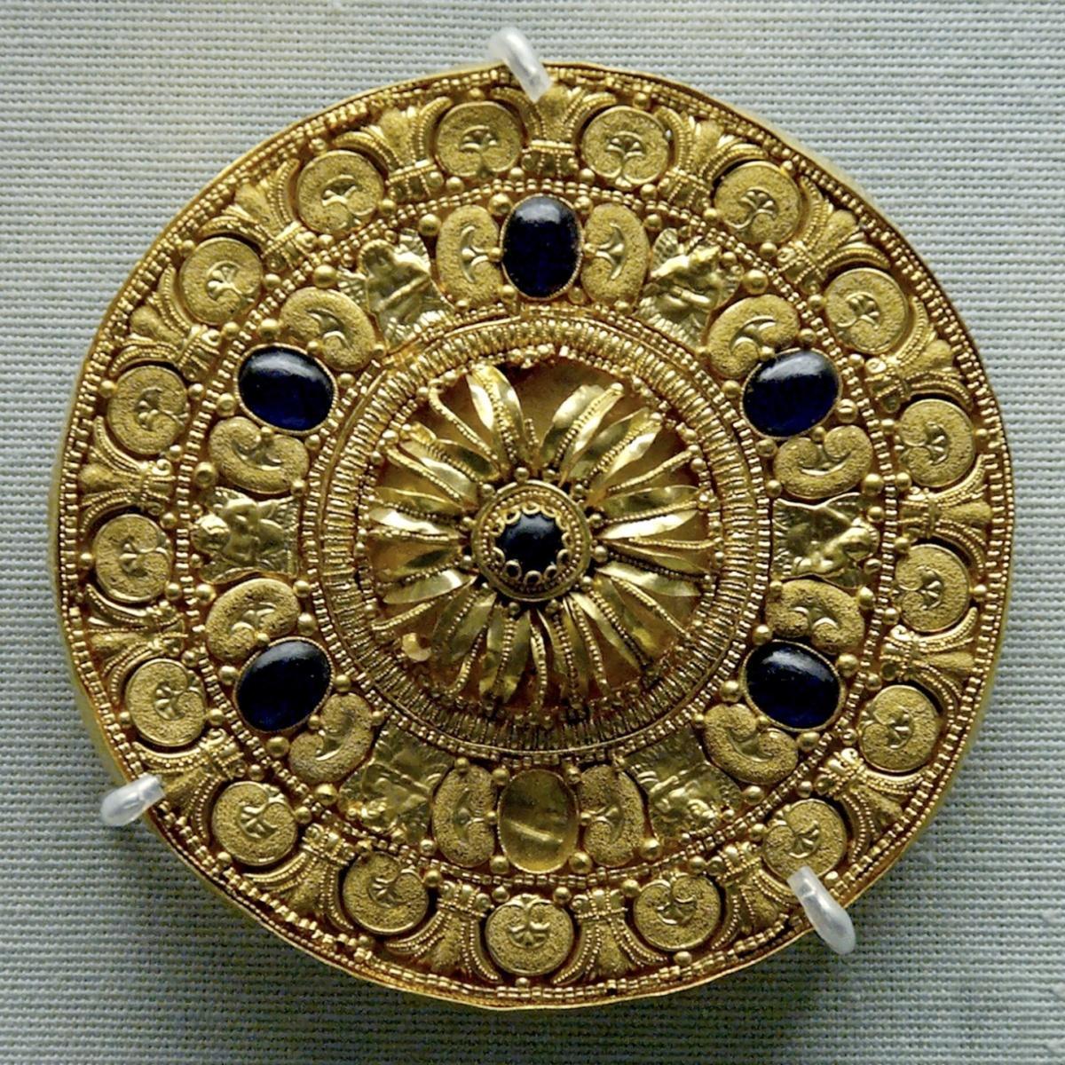 Les Etrusques Les Etrusques