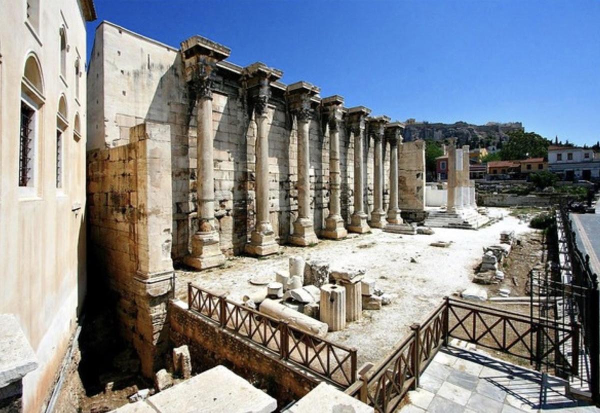 Hadrien : l'Empereur voyageur Hadrien : l'Empereur voyageur