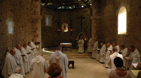 Les Monastères en Europe Médiévale Les Monastères en Europe Médiévale