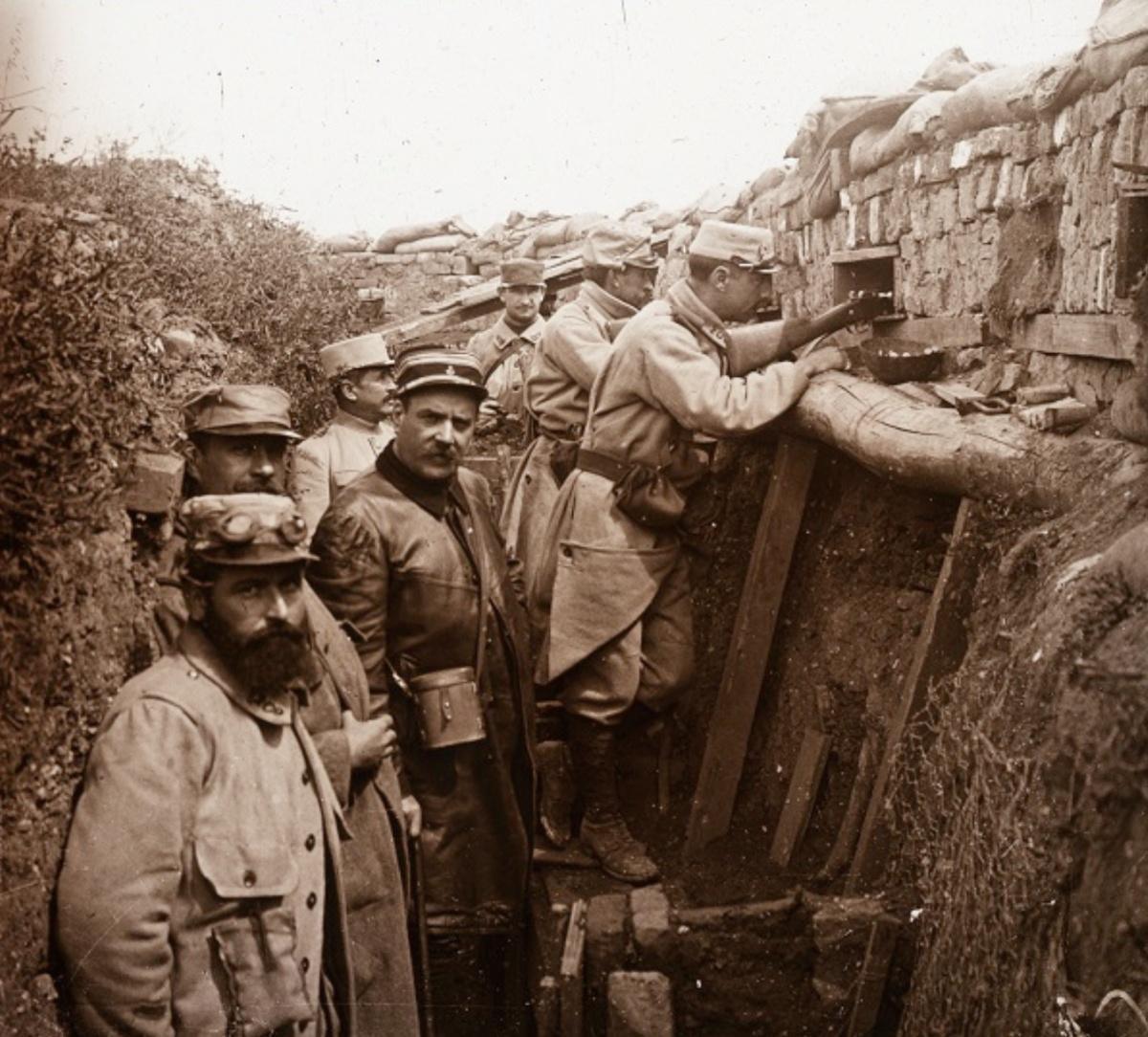 1914 : du Choc des Armées à l’Enlisement 1914 : du Choc des Armées à l’Enlisement