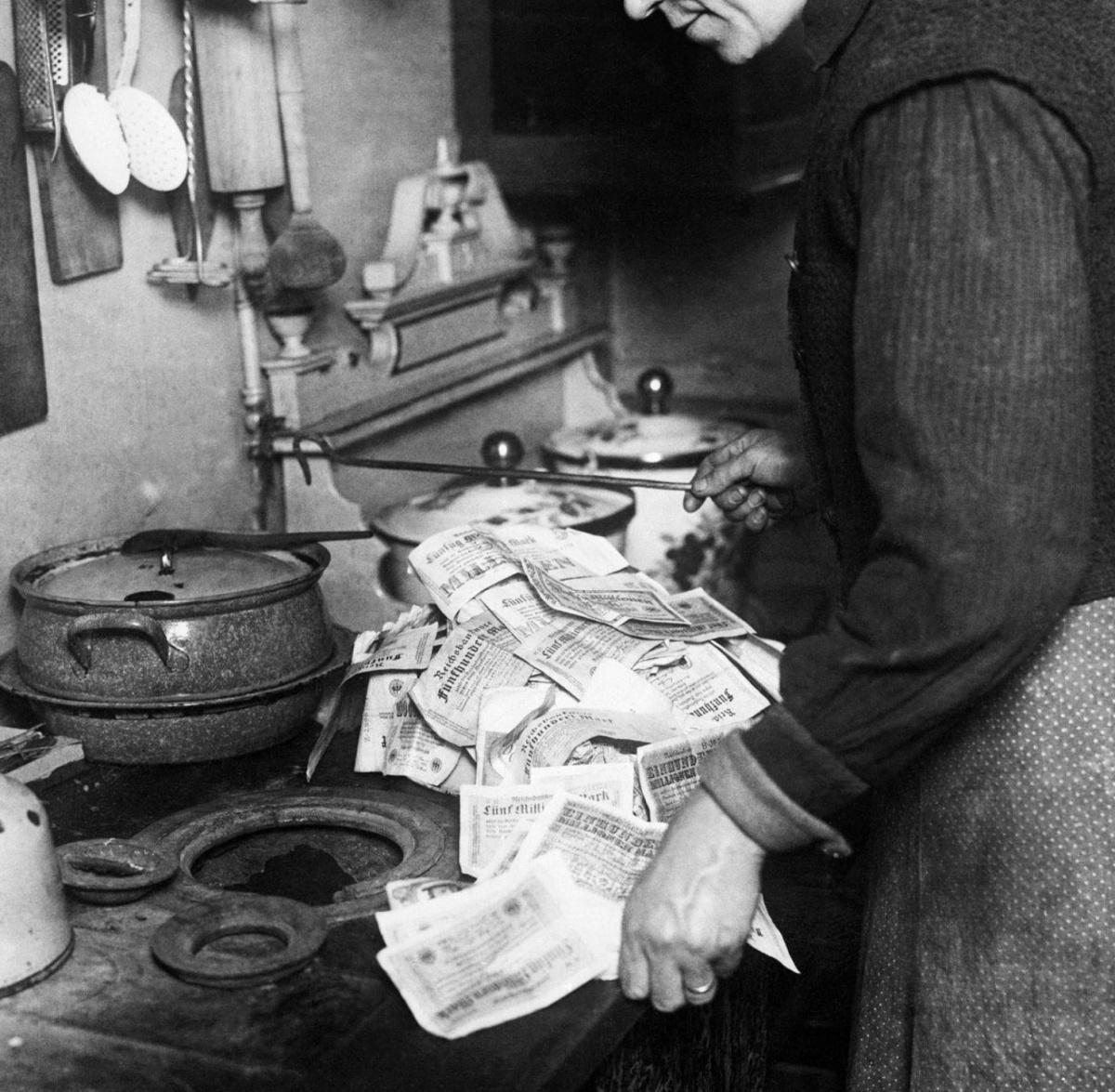 1920-1933 : des Tensions en Suspens