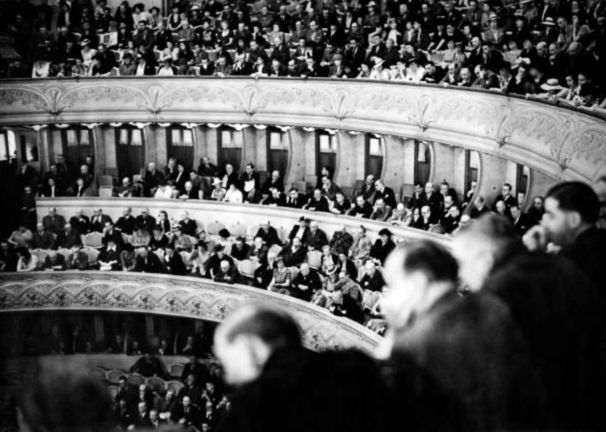 Le régime de Vichy (1940-1944) Le régime de Vichy (1940-1944)