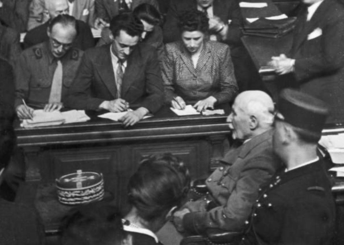 Le régime de Vichy (1940-1944) Le régime de Vichy (1940-1944)