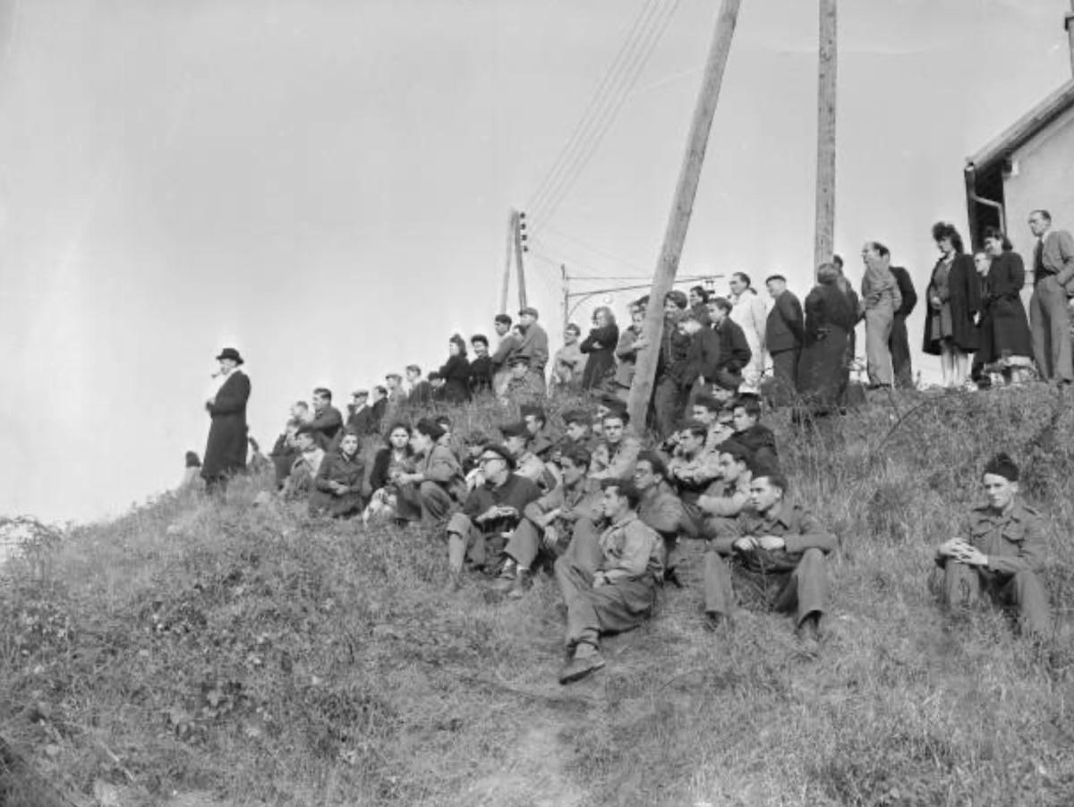 Le régime de Vichy (1940-1944) Le régime de Vichy (1940-1944)