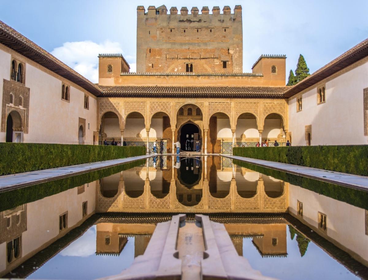 Isabelle la Catholique : l'Espagne au tournant du XVIème siècle Isabelle la Catholique : l'Espagne au tournant du XVIème siècle