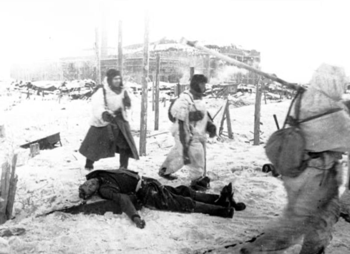 Léningrad, Stalingrad, Koursk : basculement sur le front de l'Est 