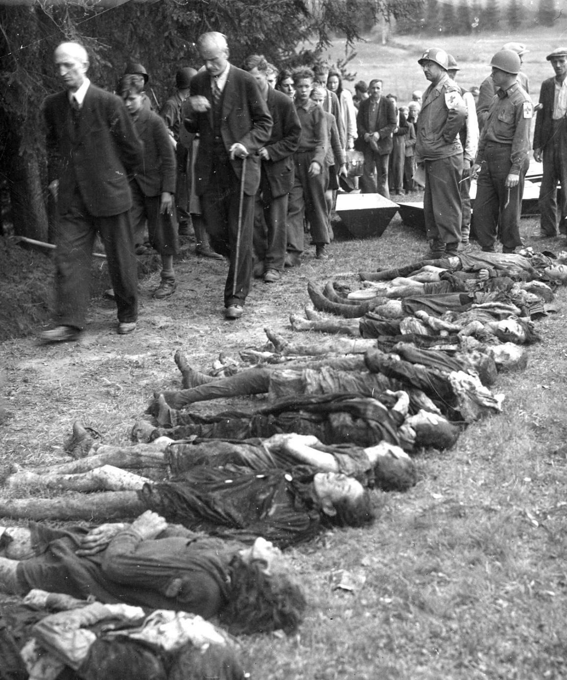 La chute du Reich : l'Écrasement final