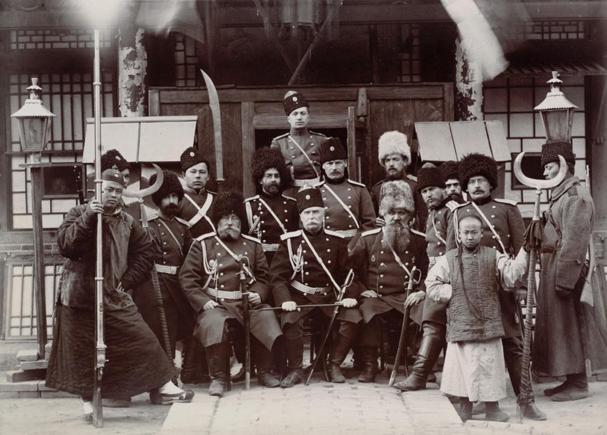 ​L'Agonie du Dragon : Le Crépuscule de l'Empire Céleste