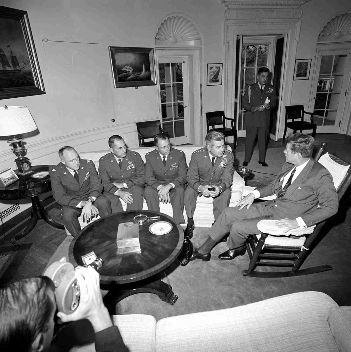 Les années Kennedy (1961-1963)