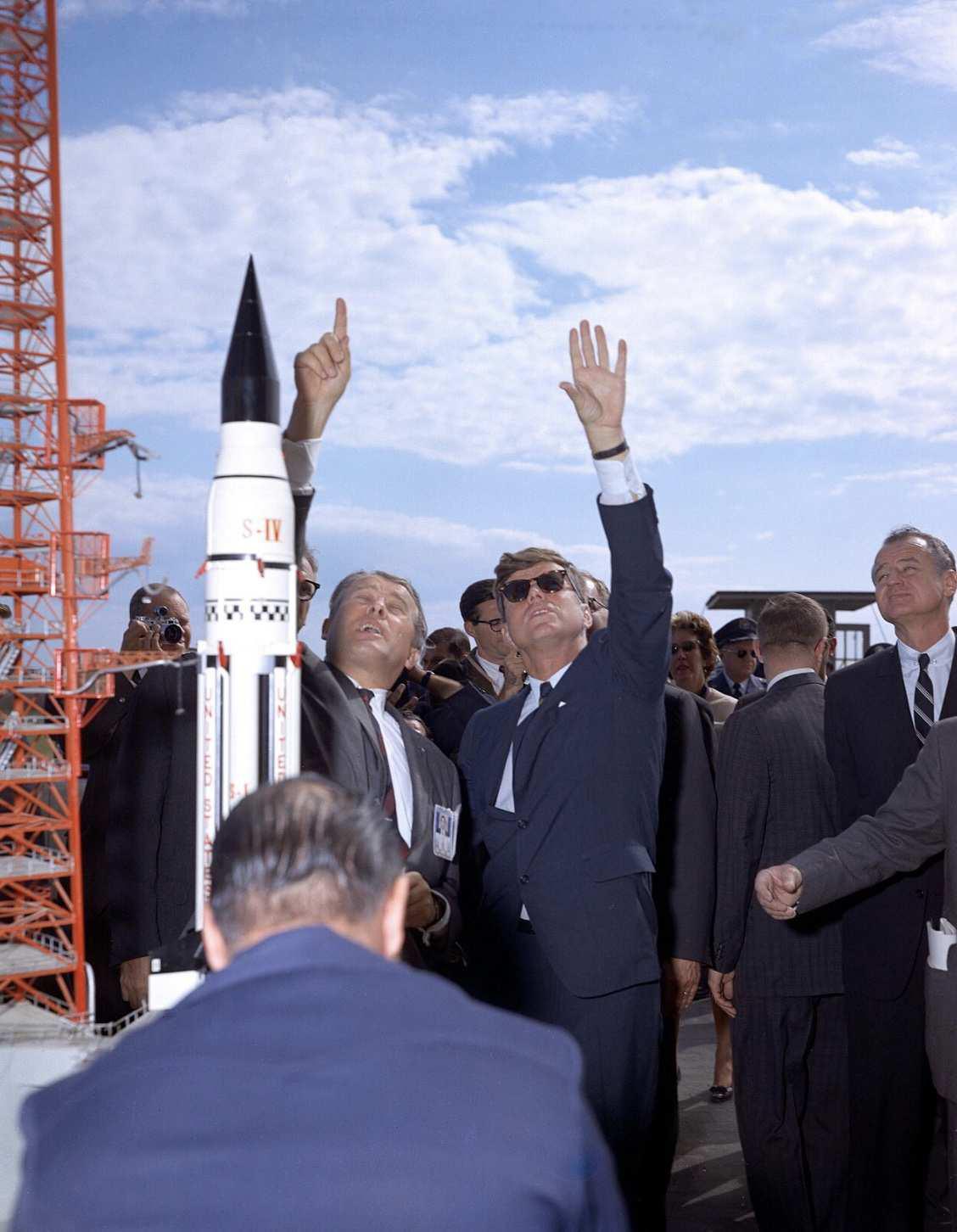 Les années Kennedy (1961-1963) Les années Kennedy (1961-1963)