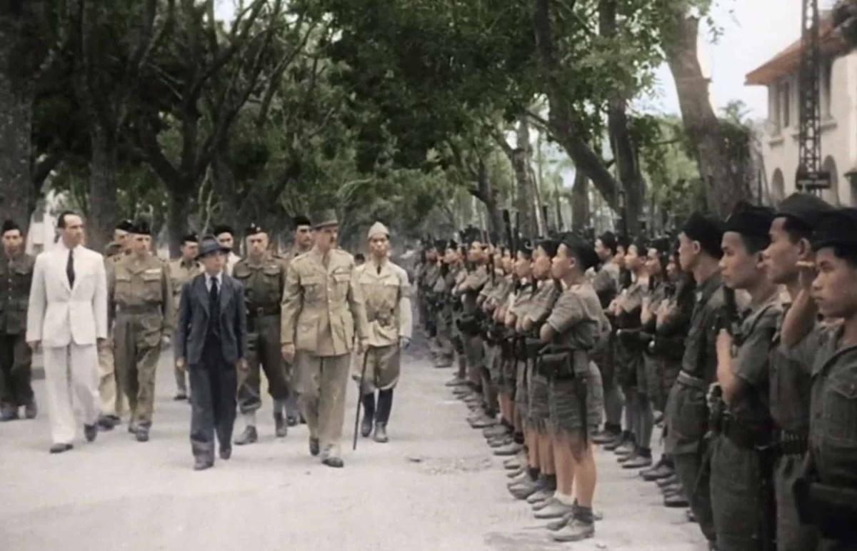 La Guerre de 10 000 jours : L'ordre ancien s'effondre (1940-1946)