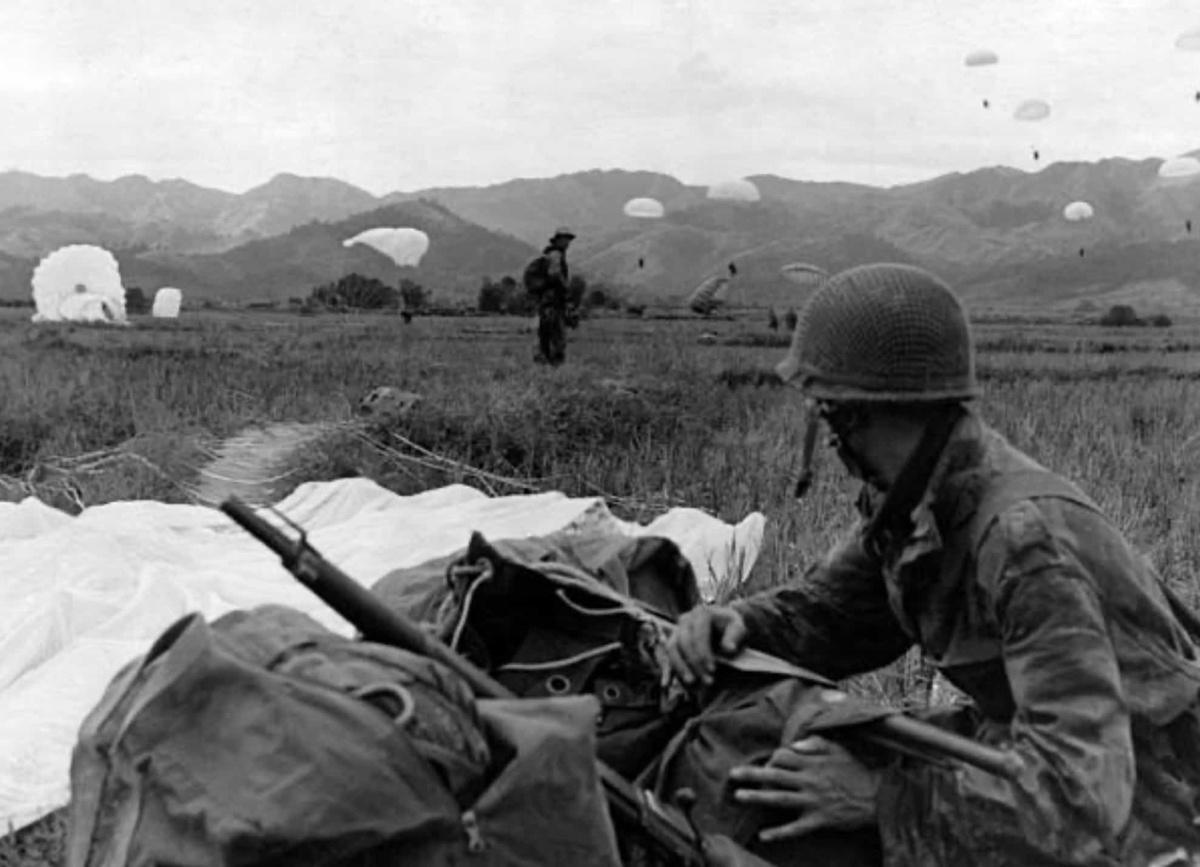 La Guerre de 10 000 jours : Le Calvaire de l'Empire (1946–1954)