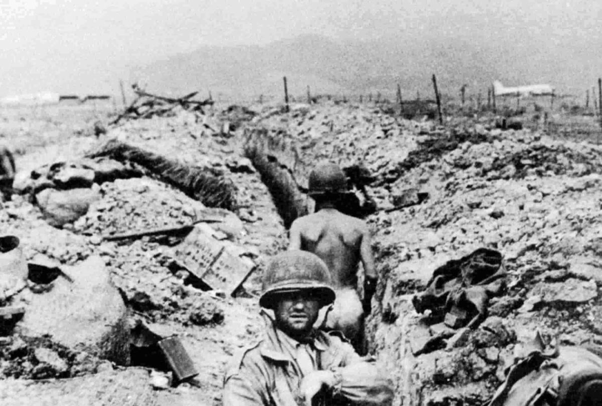 La Guerre de 10 000 jours : Le Calvaire de l'Empire (1946–1954)
