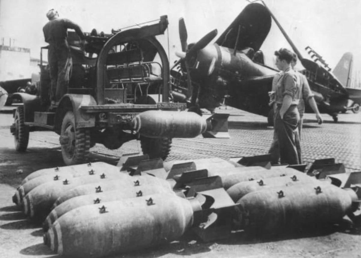 La Guerre de 10 000 jours : Le Calvaire de l'Empire (1946–1954)