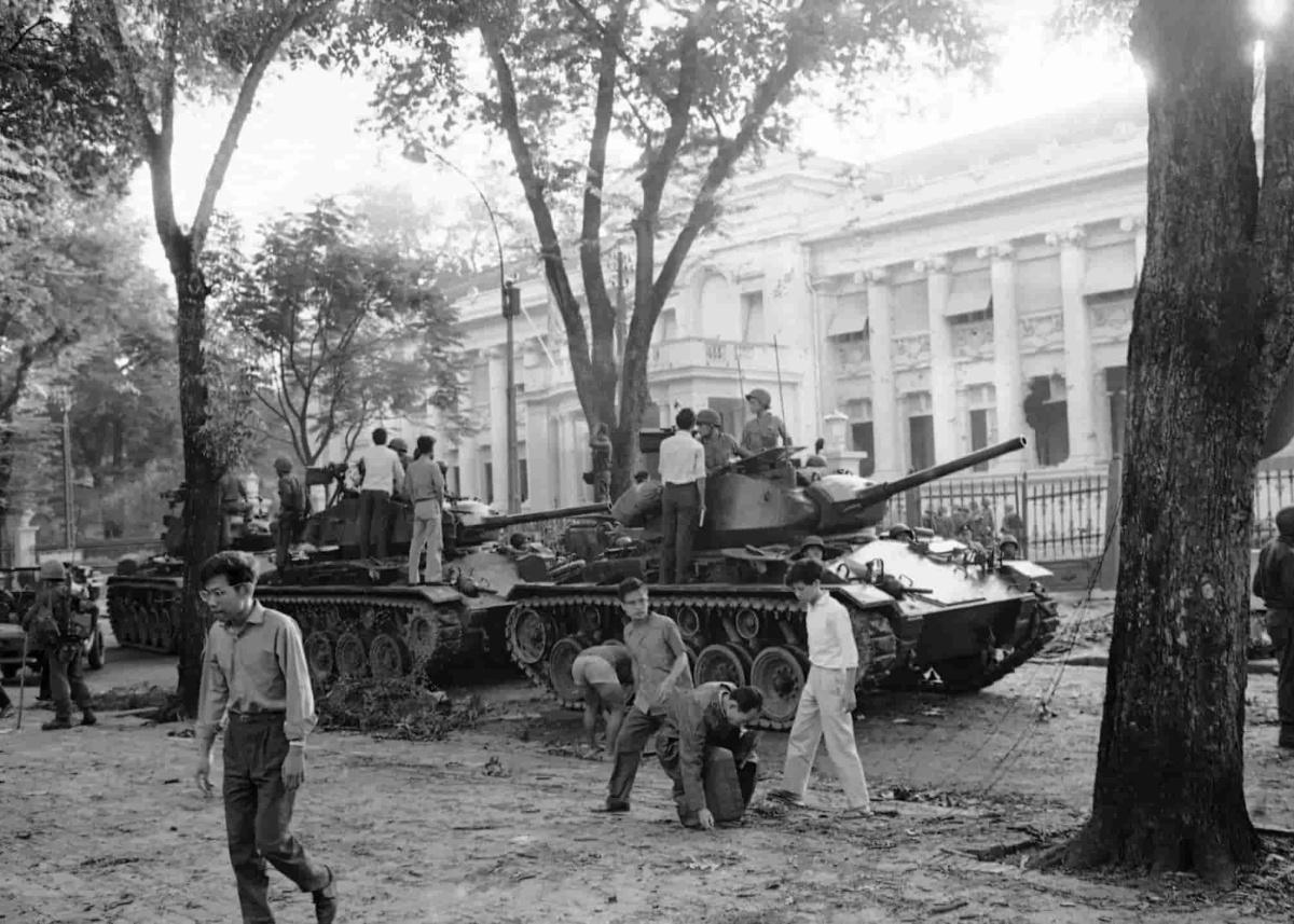 La Guerre de 10 000 jours : les deux Vietnams (1954-1963)