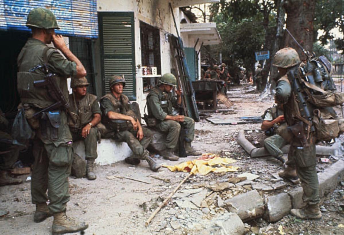 La Guerre de 10 000 jours : l'arrivée des "GI" (1964-1969)