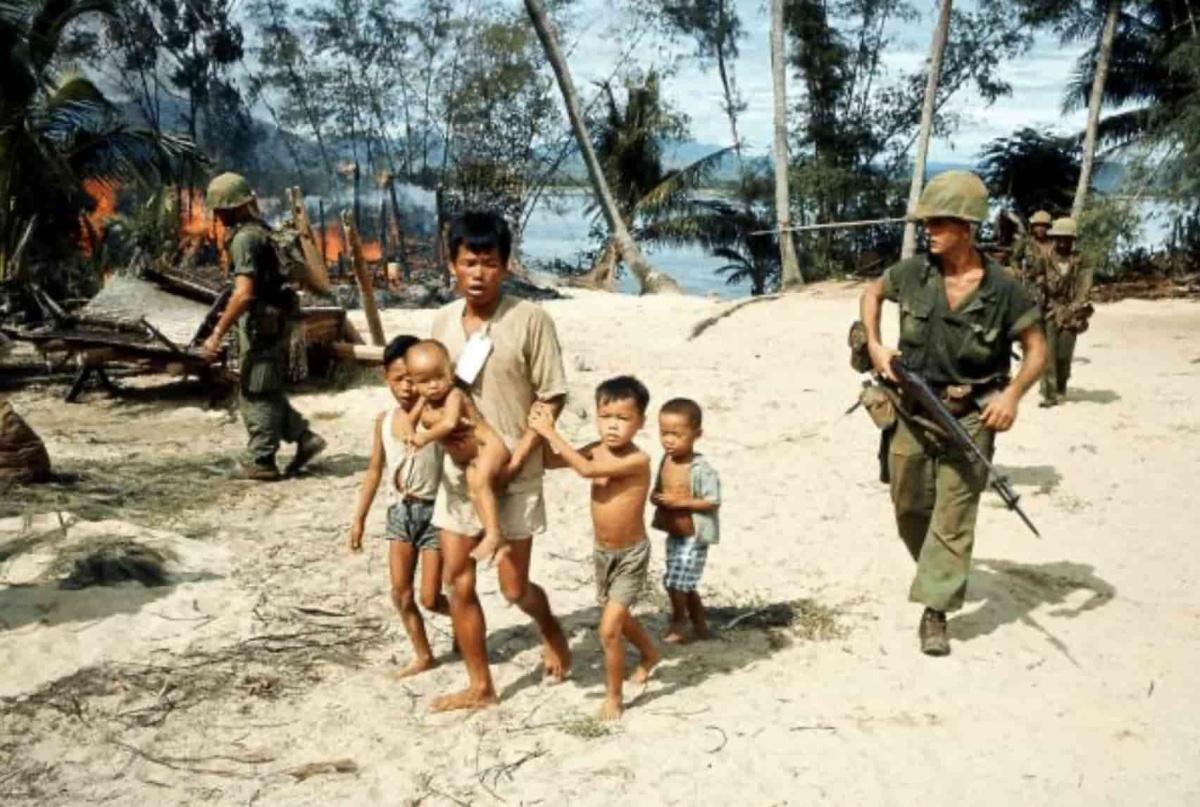 La Guerre de 10 000 jours : l'arrivée des "GI" (1964-1969)
