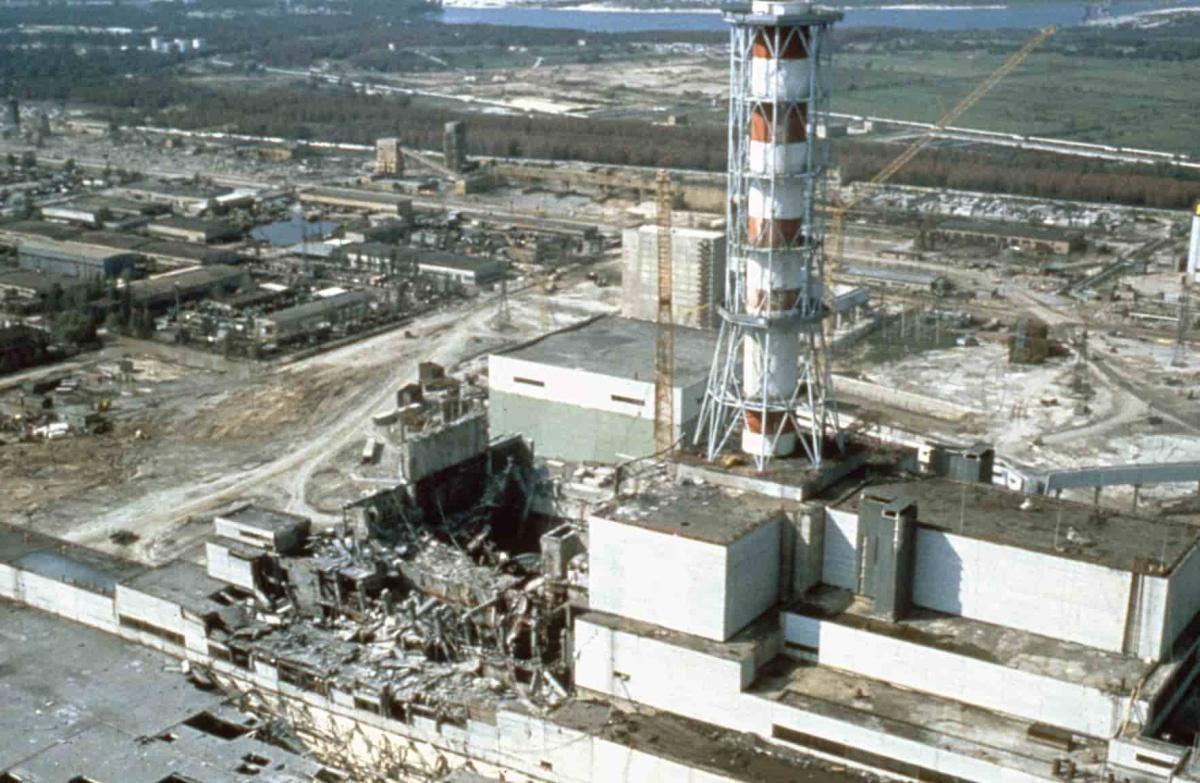 Les Crises et la Pérestroïka : les turbulences de la décennie 1980 Les Crises et la Pérestroïka : les turbulences de la décennie 1980