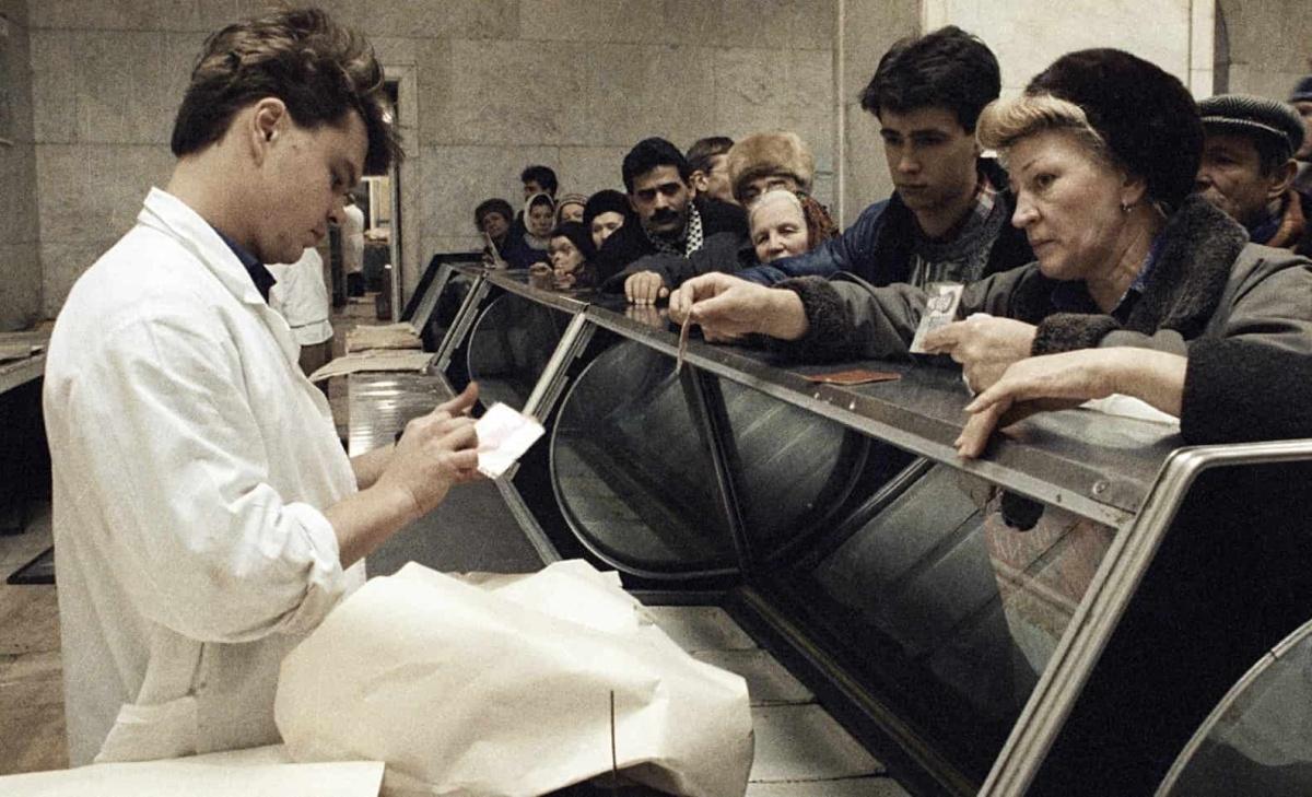 Les Crises et la Pérestroïka : les turbulences de la décennie 1980