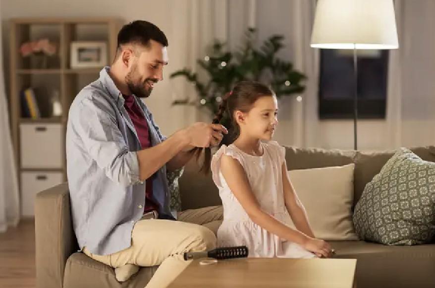 Vater-Tochter Flechtkurs Vater-Tochter Flechtkurs